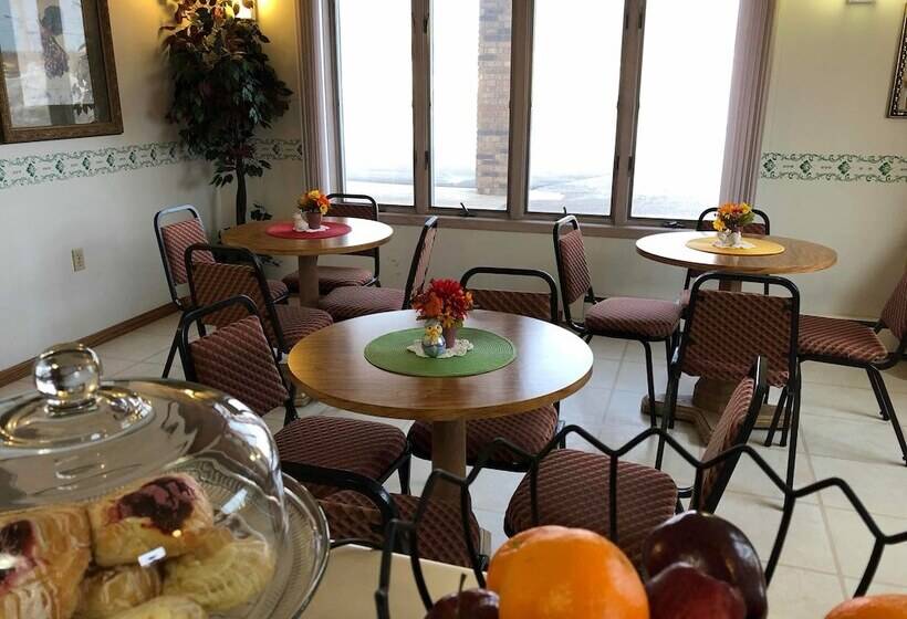 Отель Value Host Motor Inn