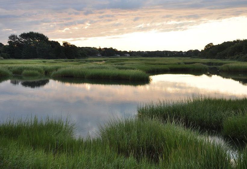 ベッドアンドブレックファースト Honeysuckle Hill Inn