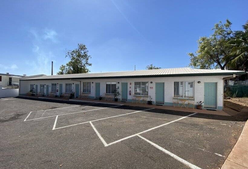 Central Point Motel
