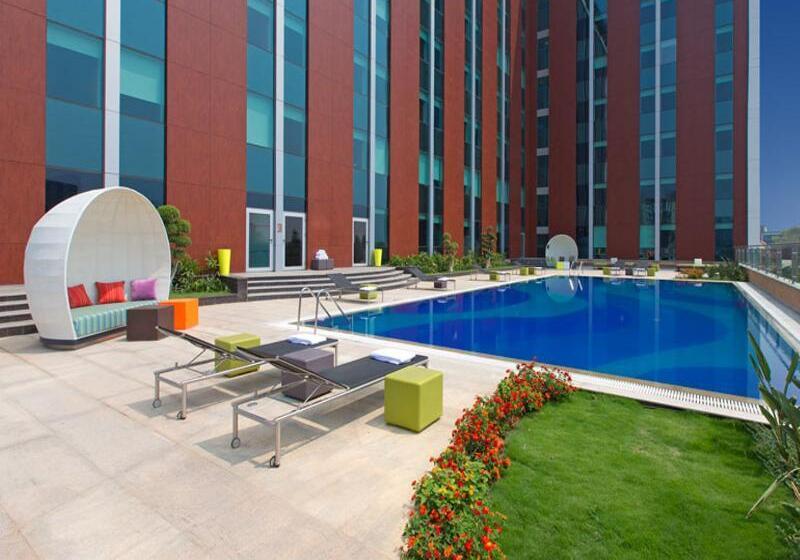 호텔 Aloft Bengaluru Outer Ring Road
