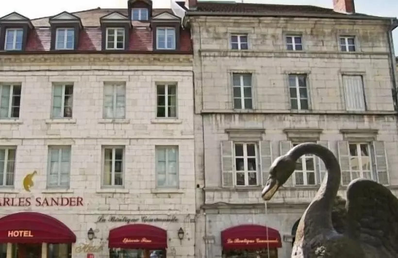 Appart Hotel Charles Sander