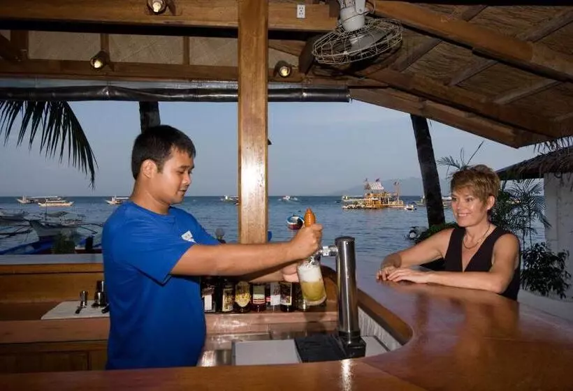 Hotell Atlantis Dive Resort Puerto Galera