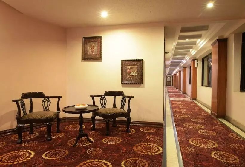 فندق Babylon Inn