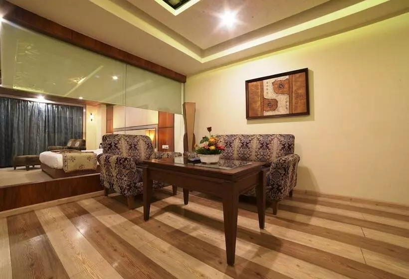 فندق Babylon Inn