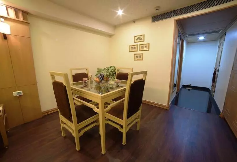 فندق Babylon Inn