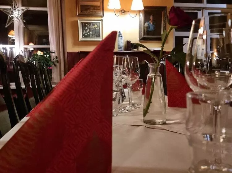 ホテル Brösarps Gästgifveri & Spa