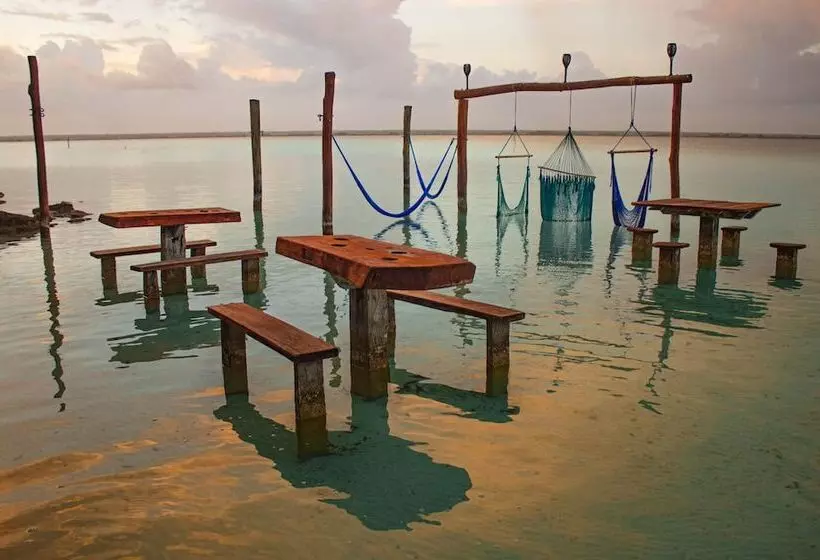 Отель Casa Caracol Bacalar Lagoon