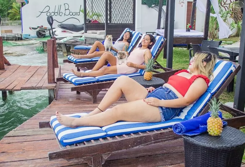 Отель Casa Caracol Bacalar Lagoon