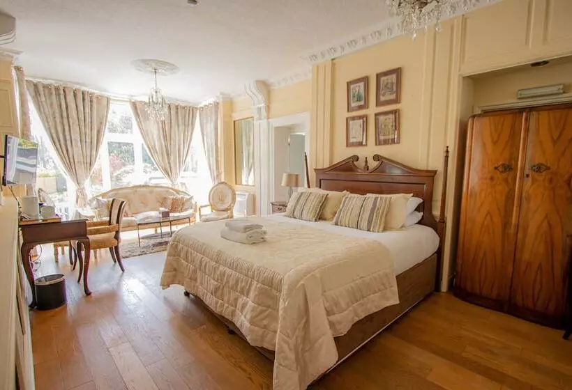 בית מלון כפרי Cley Hall