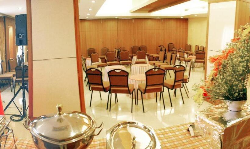 فندق Deepa Comforts