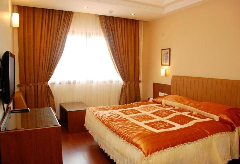 فندق Deepa Comforts