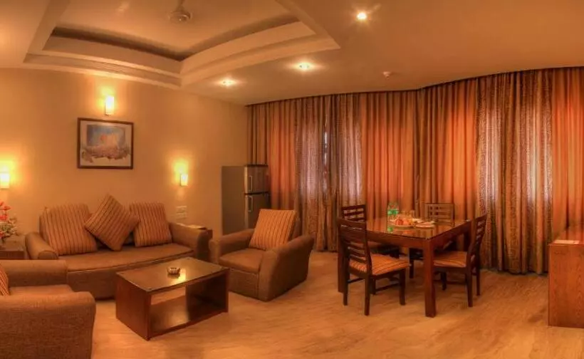 فندق Deepa Comforts