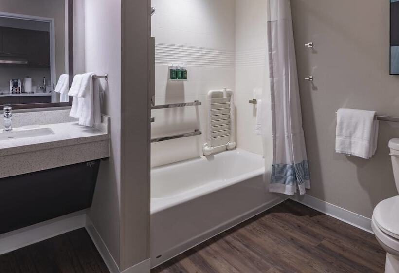 فندق Fairfield Inn & Suites By Marriott Leavenworth