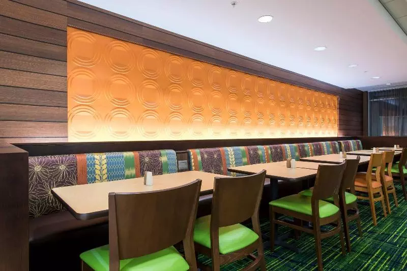 Отель Fairfield Inn & Suites By Marriott Leavenworth