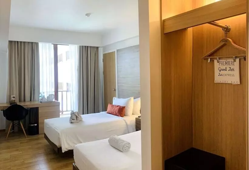 ホテル Grand Zuri Kuta Bali