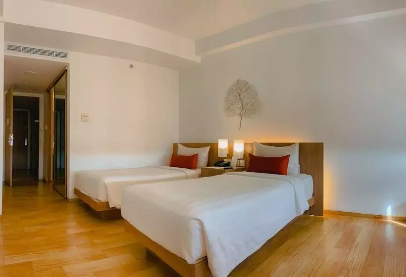 ホテル Grand Zuri Kuta Bali