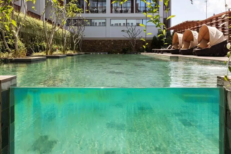 ホテル Grand Zuri Kuta Bali