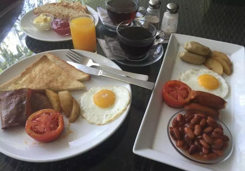 ホテル Grand Zuri Kuta Bali