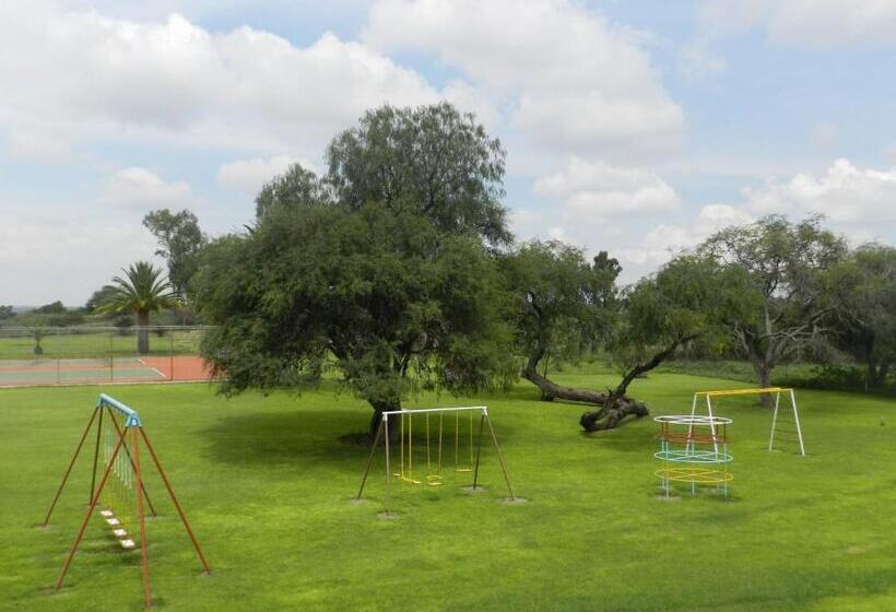 هتل Hacienda Taboada