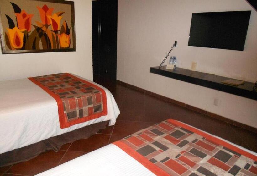 هتل Hacienda Taboada