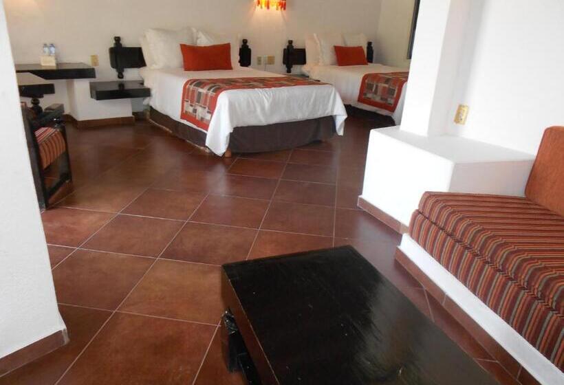 هتل Hacienda Taboada