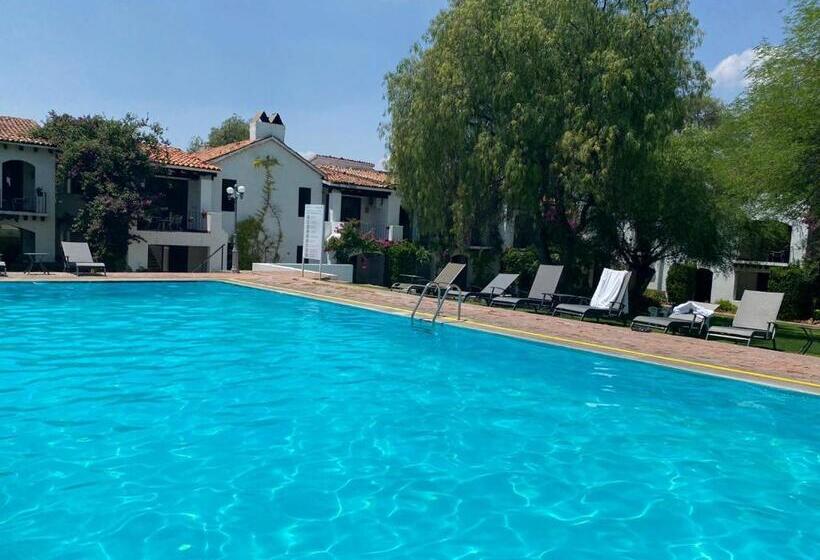 هتل Hacienda Taboada