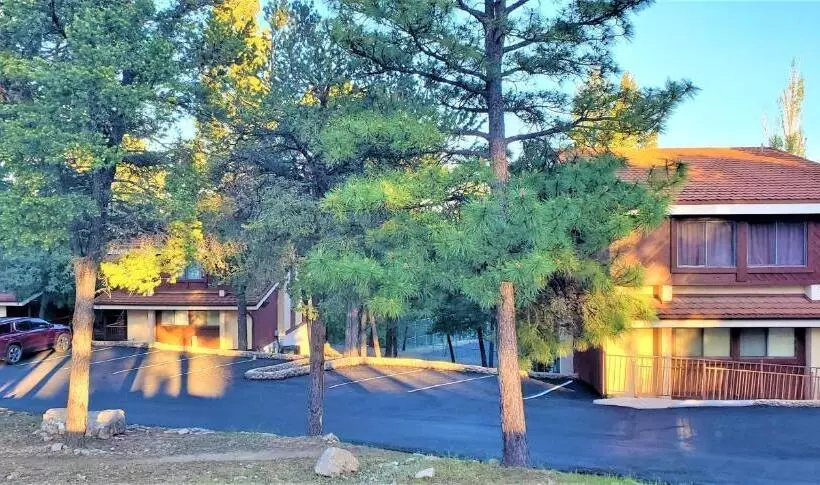 Hotel High Sierra Condominiums