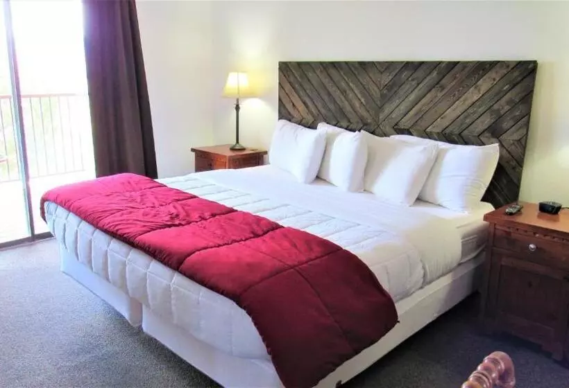 Hotel High Sierra Condominiums