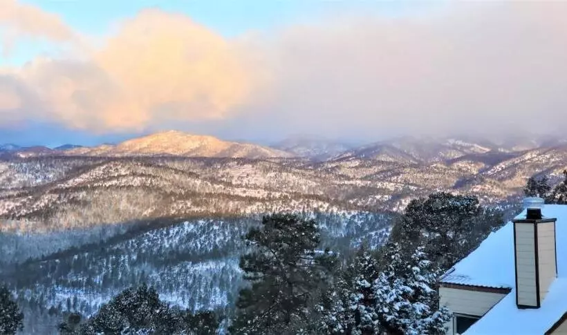 Hotel High Sierra Condominiums