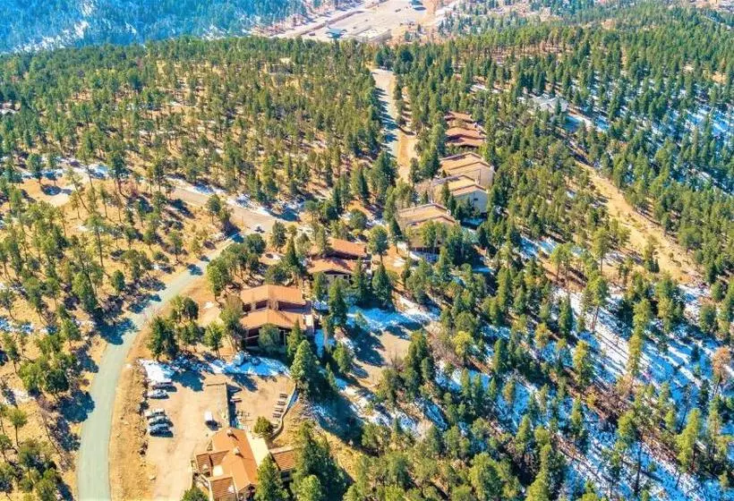 Hotel High Sierra Condominiums