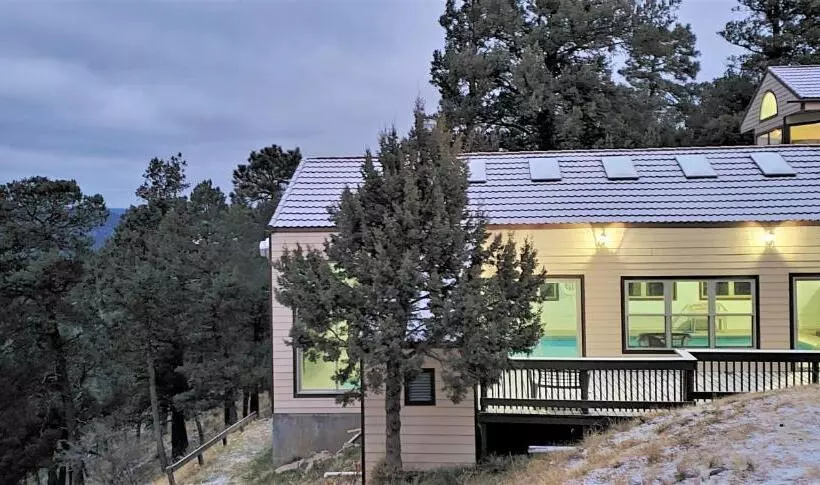 Hotel High Sierra Condominiums