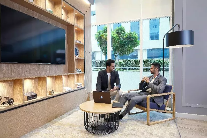 ホテル Holiday Inn Express Gurugram Sector 50, An Ihg
