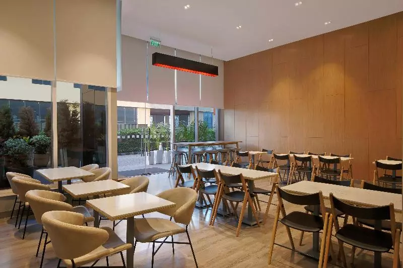 ホテル Holiday Inn Express Gurugram Sector 50, An Ihg