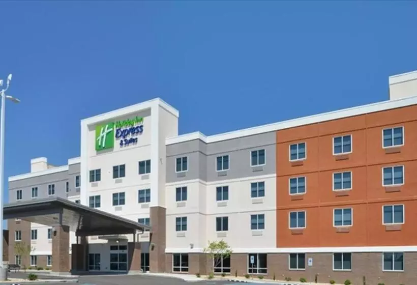 ホテル Holiday Inn Express & Suites Lexington Midtown   I 75, An Ihg