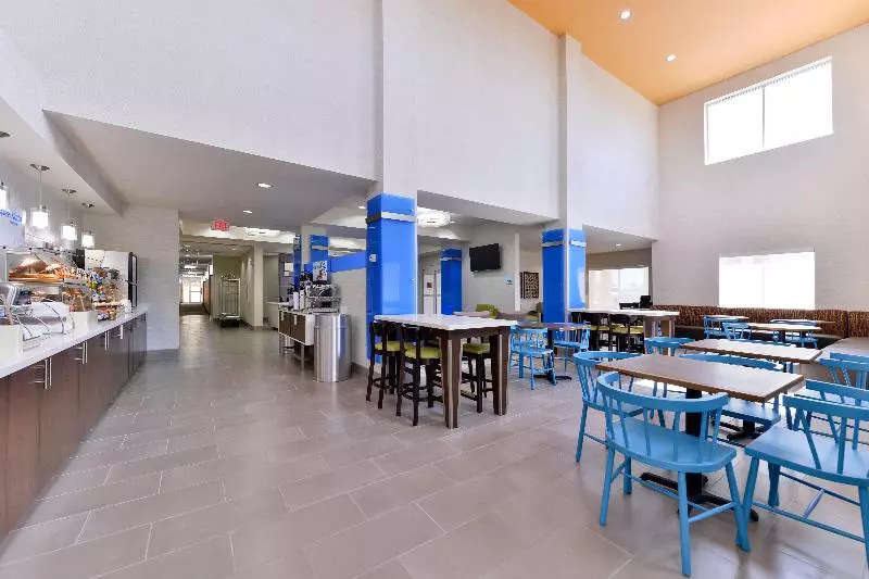 ホテル Holiday Inn Express Tomball, An Ihg