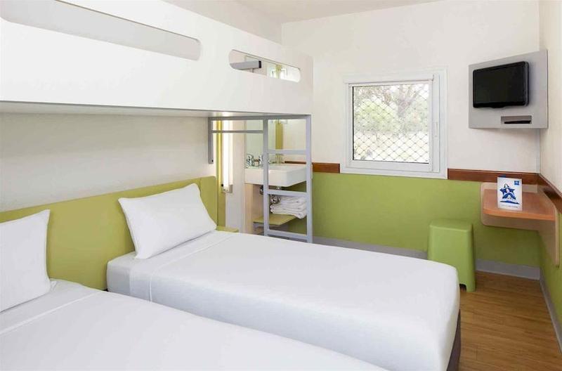 בית מלון כפרי Ibis Budget Canberra