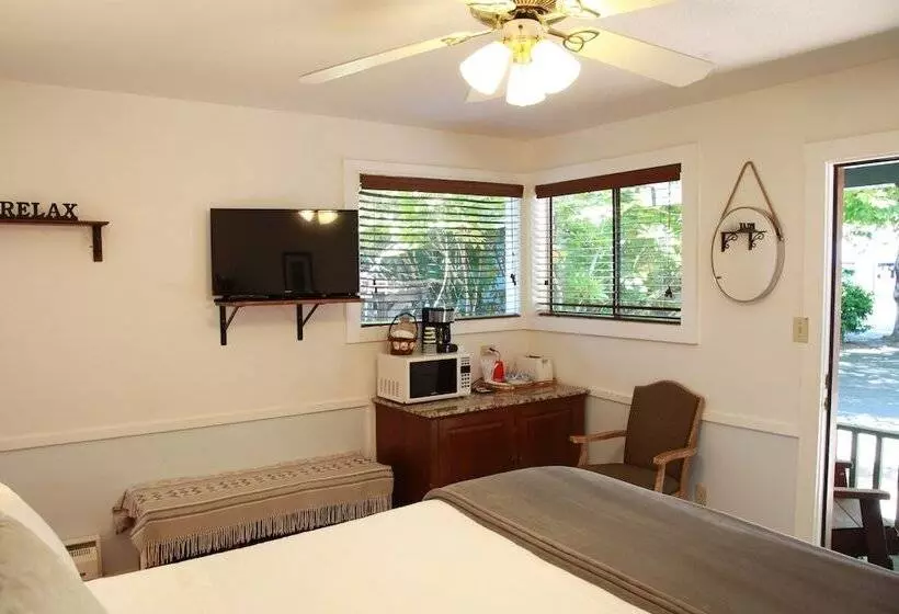 酒店 Inn On The Russian River