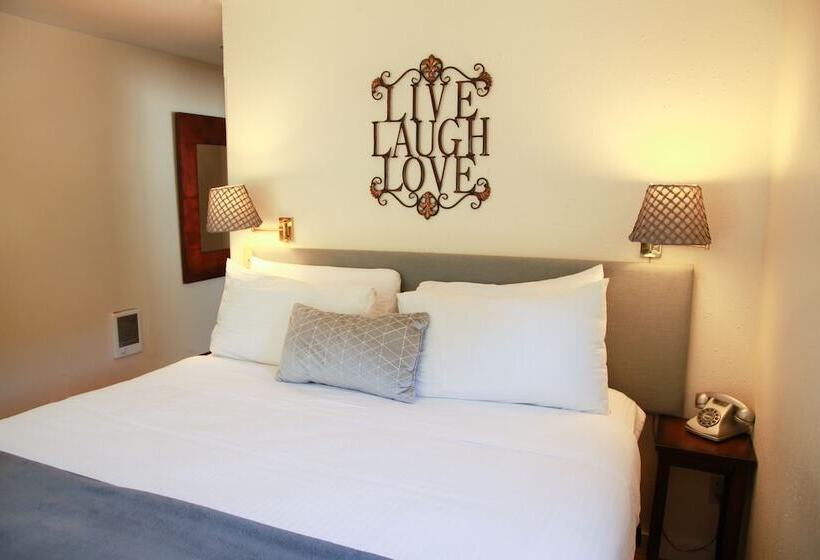 فندق Inn On The Russian River
