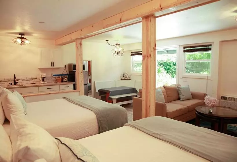 酒店 Inn On The Russian River