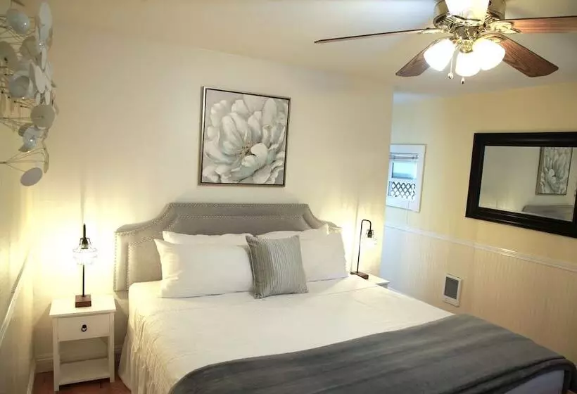 酒店 Inn On The Russian River