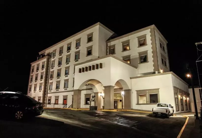 호텔 La Mina Parral