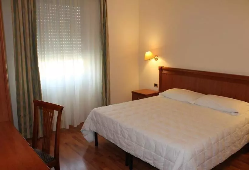 ホテル Santa Lucia