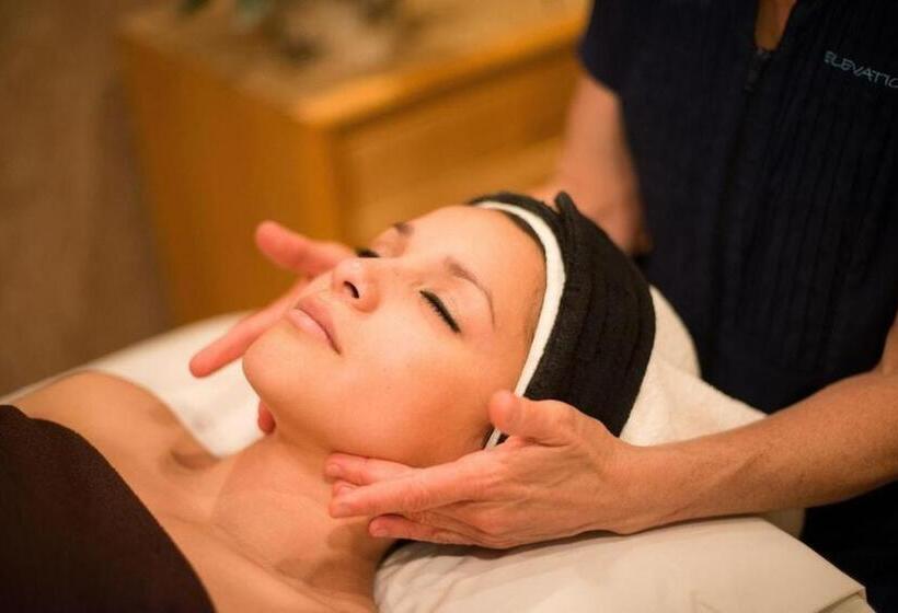 فندق The Ridge Pointe