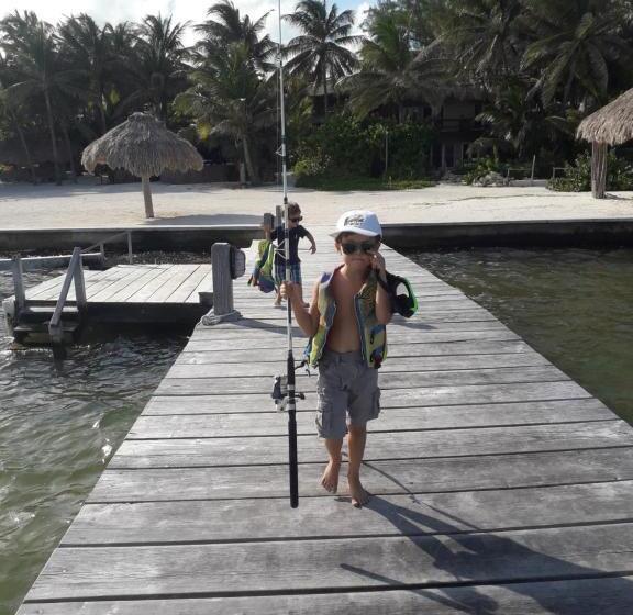 בית מלון כפרי Xanadu Island Resort