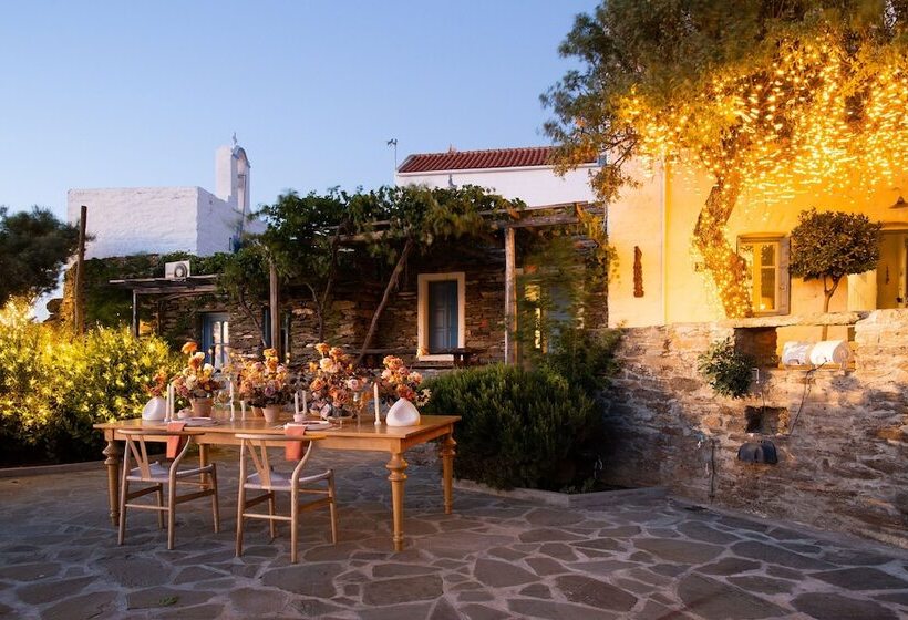Kea Village Suites & Villas