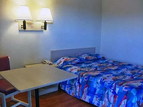 Motel 6 Montgomery  East