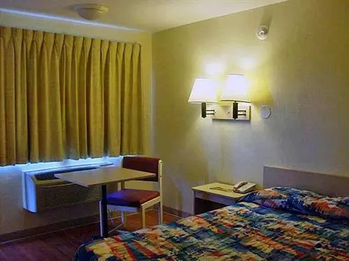 Motel 6 Montgomery  East