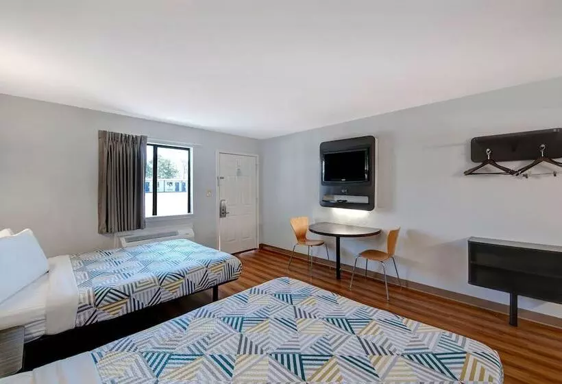 Motel 6sulphur Springs, Tx