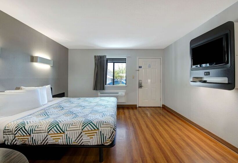 Motel 6sulphur Springs, Tx