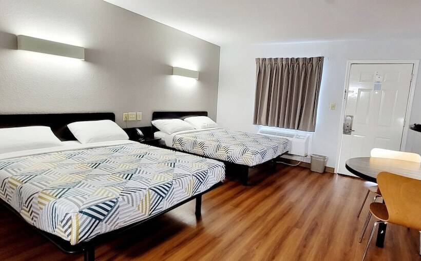 Motel 6sulphur Springs, Tx